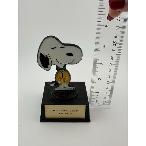 1970 Aviva Peanuts Snoopy " World's Best Friend " Trophy 4.5" Hand Painted - Picture 7 of 9